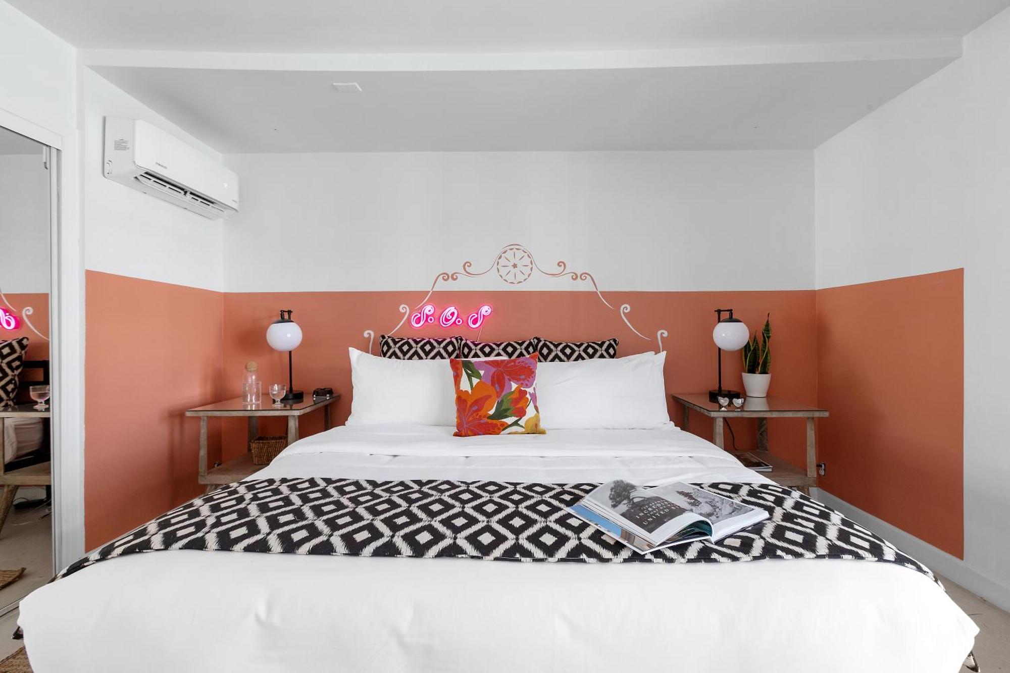 Natural Palm Springs Escape Poolside Plus Downtown酒店 外观 照片