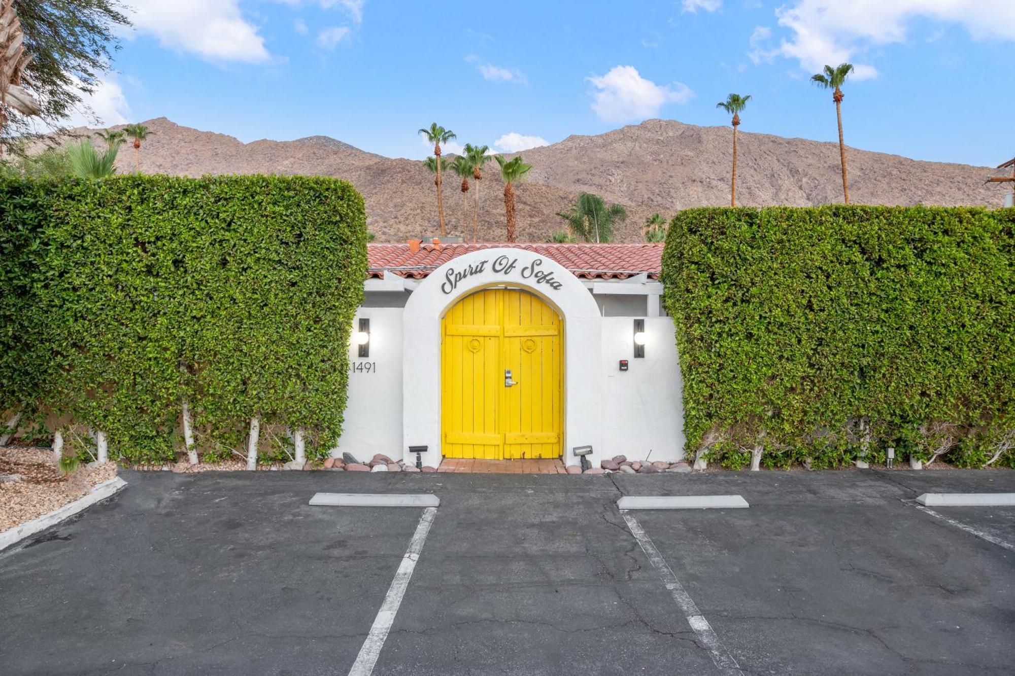 Natural Palm Springs Escape Poolside Plus Downtown酒店 外观 照片