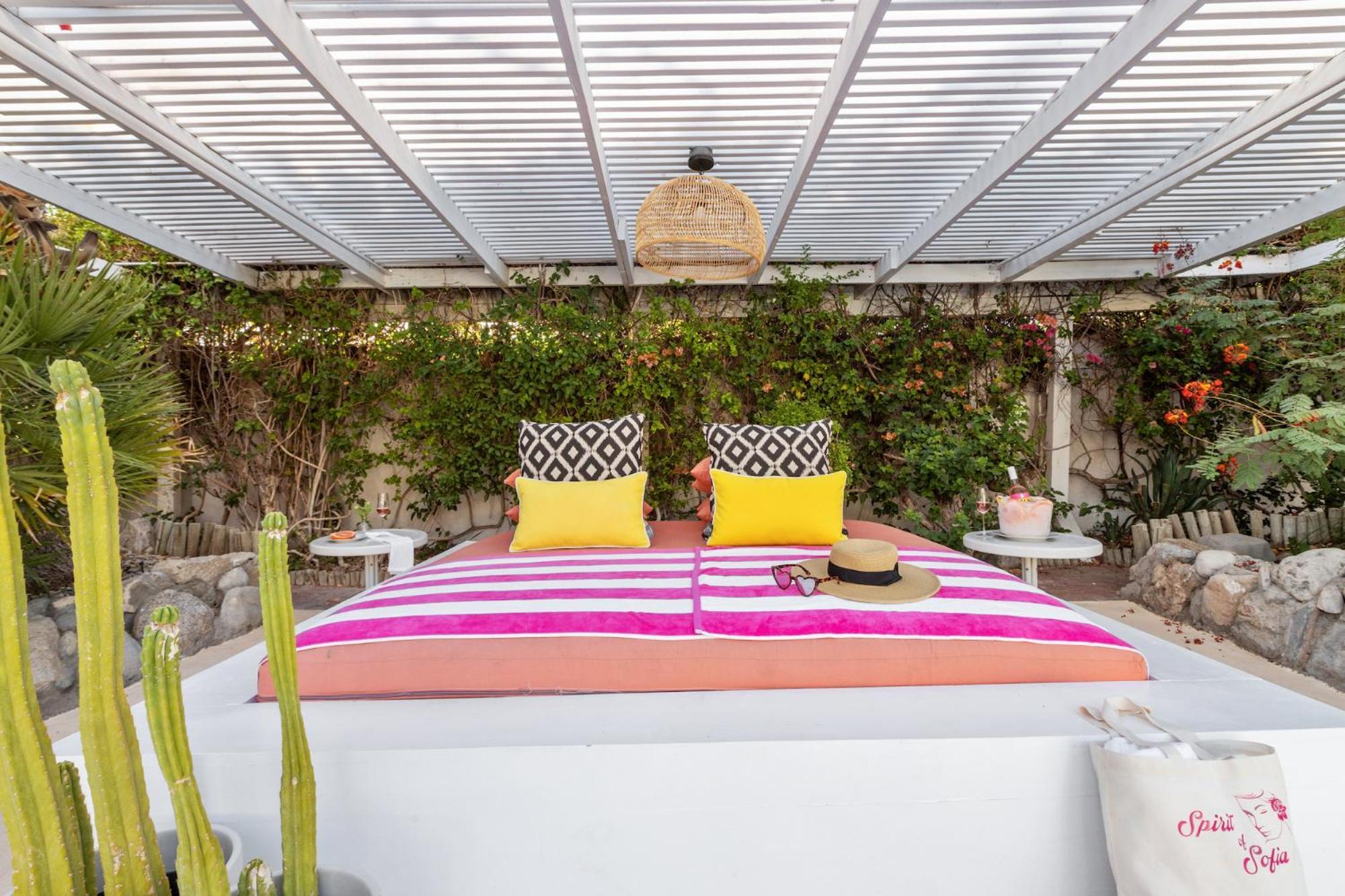 Natural Palm Springs Escape Poolside Plus Downtown酒店 外观 照片