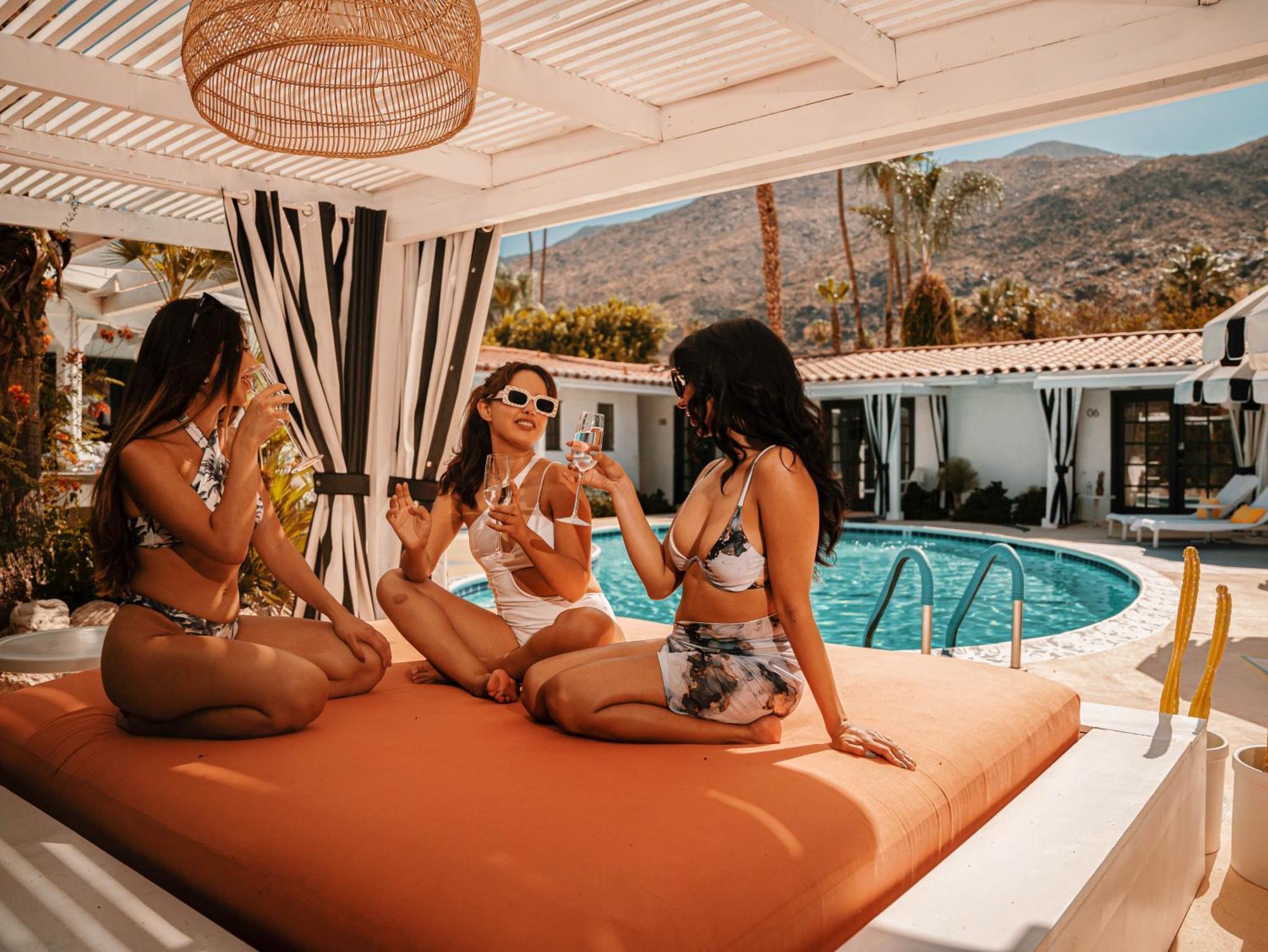 Natural Palm Springs Escape Poolside Plus Downtown酒店 外观 照片